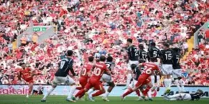 蓝军新引擎：拉维亚如何重塑切尔西中场平衡-球速体育