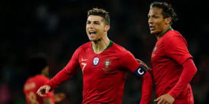 从500场职业比赛到欧足联职业执照 -球速体育