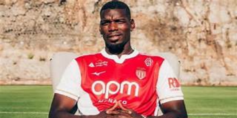 球速体育聚焦未来布局—德容引援与中场体系重建方向-球速体育